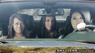 Brazzers - les stars du porno aiment ça gros - Asa Akira Leilani Leeane