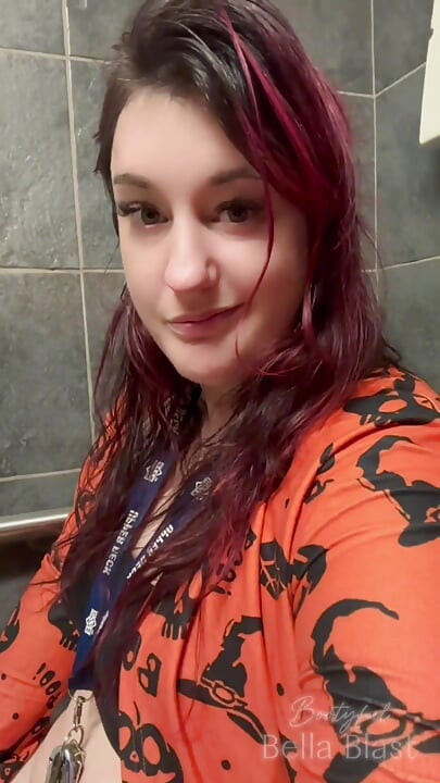 BBWアイコンタクト、トイレのおならとログポップ、ベラブラストとの親密な視点