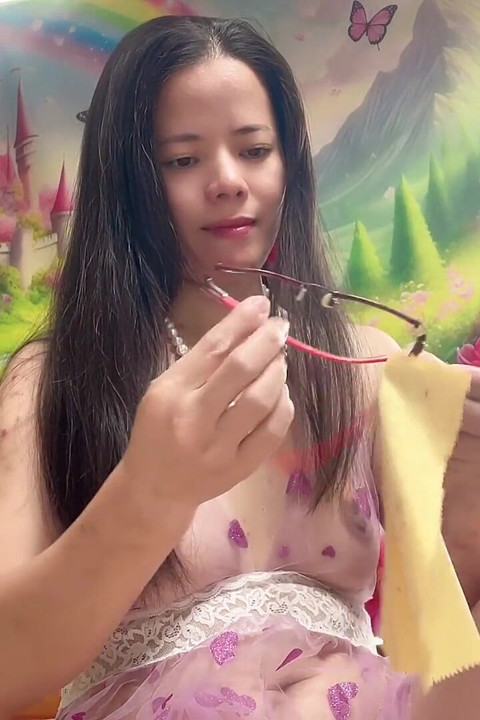 Shave Underarm Hair so Cute Girl
