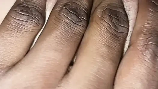 Mature woman gets Rich cock on fours