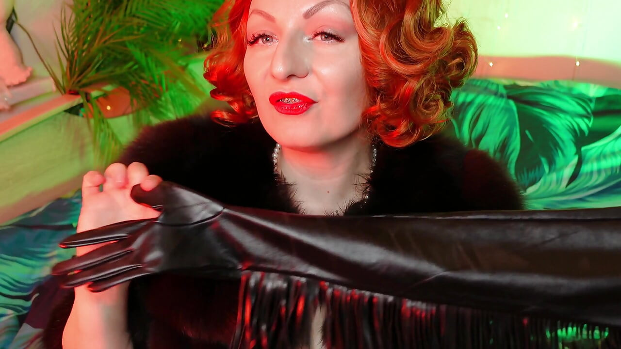 Sexual pin up Arya, ASMR video with long black gloves