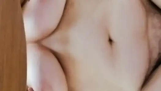Angeschaut unter bBW-ehefrau mit klatschenden brüsten