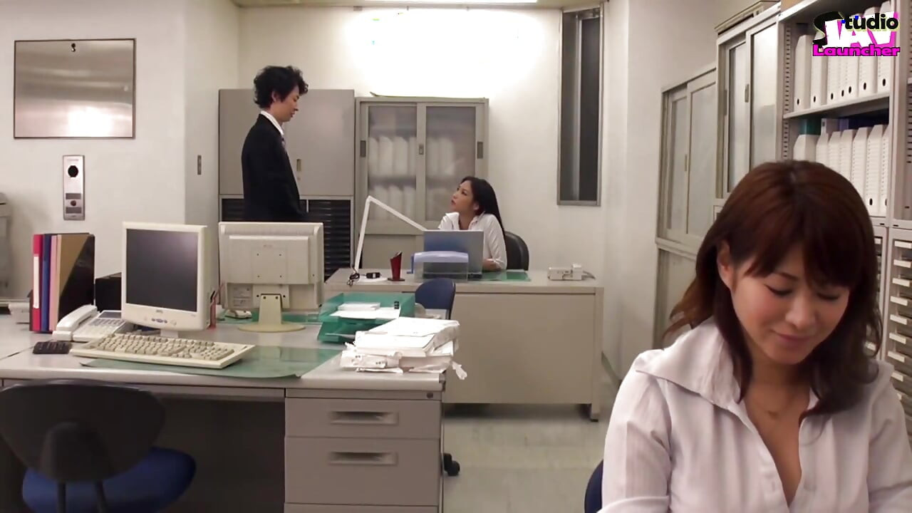 New Hire Surrounded - a Senior Coworker Quietly Handles His Reaction Under the Desk - Scene4