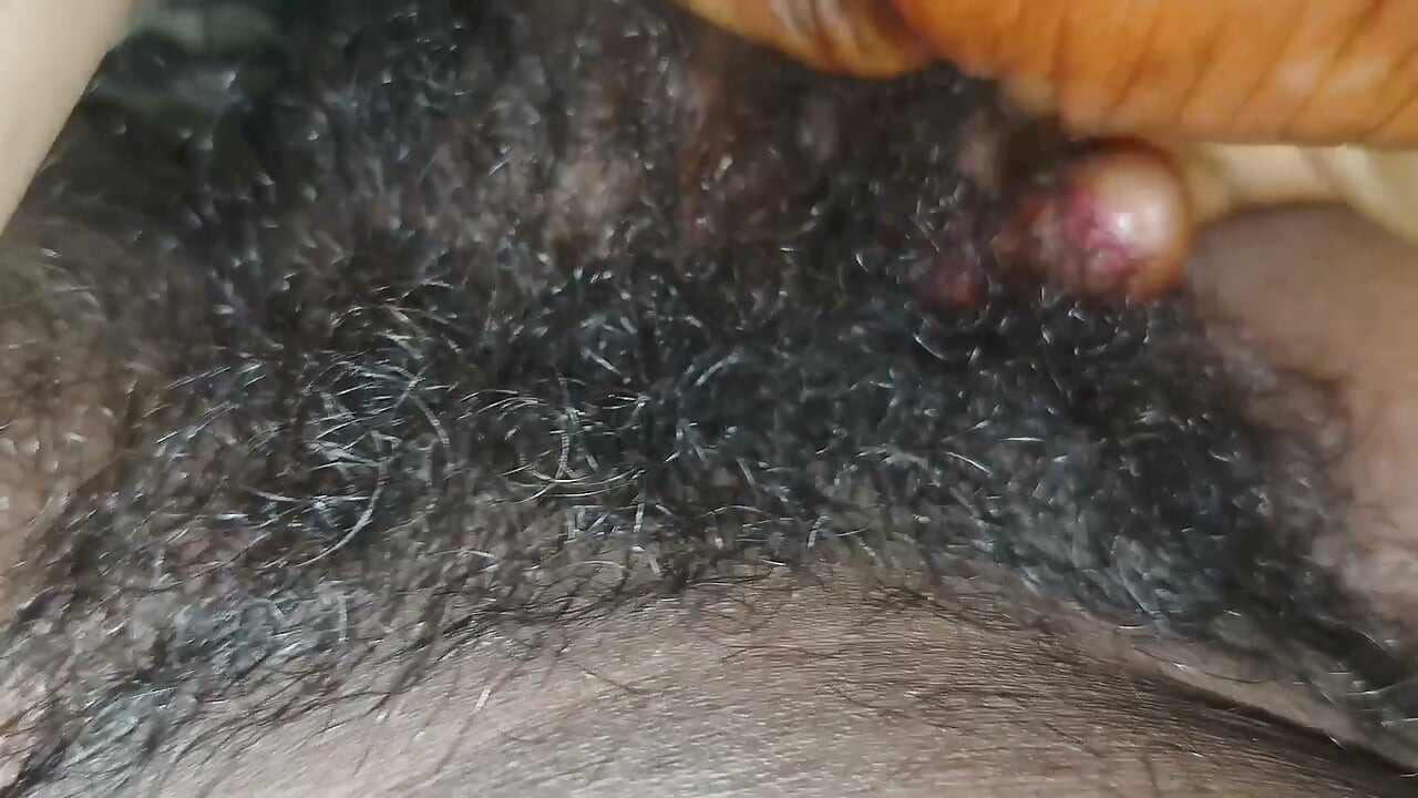 Dewar ne bhabhi ki chut ko uttejit kiya part 1