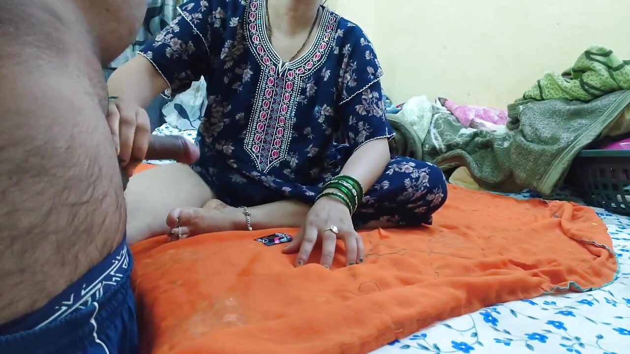 Bhabhi Ko Mc Mai Hi Condom Laga Kar Choda