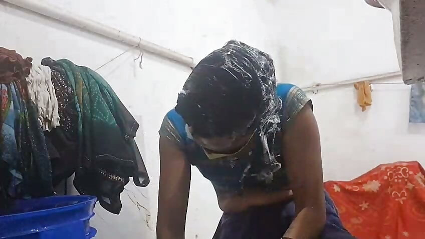 Une vidéo de belle-sœur en train de prendre un bain devient virale