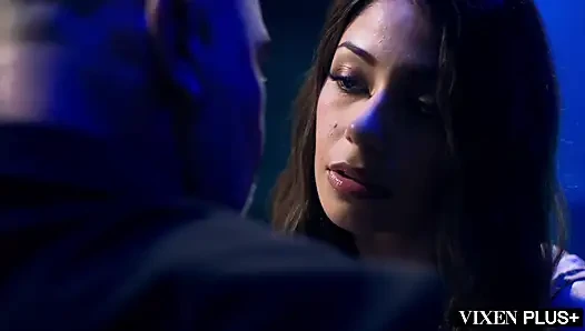 VIXENPLUS Baddie Xxlayna Unleashes Her Deepest Kinks
