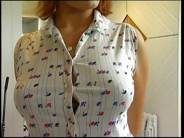 Big titted chick rubs her hairy cunt at the casting