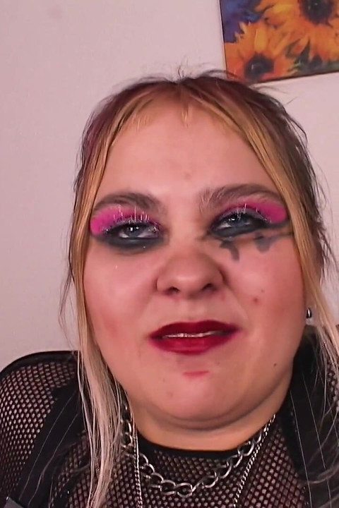 Horny Blonde Goth Nikky Knight