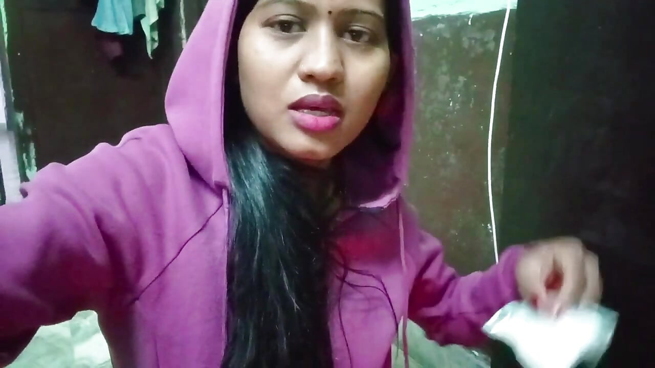Bur me ungali karte chacha ne pakda aur chod diya