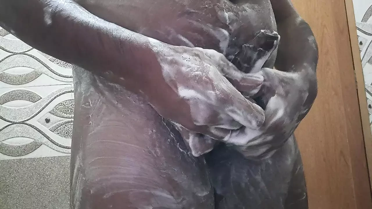 Svrši pod tušem