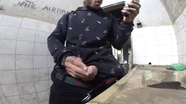 Tattooed jumps over the wall to jerk off