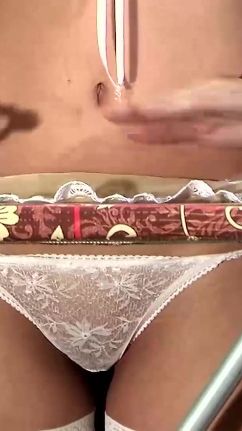 Maid Regina Noir irons linen. 279 | Clip 2