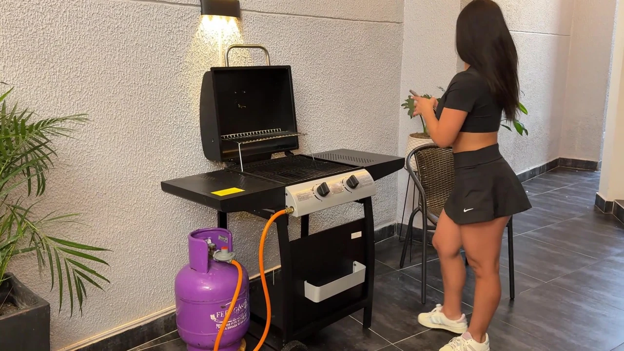 Bigass Horny Colombian Tease the Handy Man Until Get Hard Fucked Danyel Mast, Lorena Doll