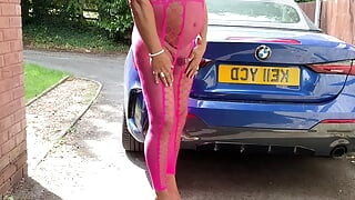 Sexy Crossdresser Kellycd2022’s in pink fishnet catsuit and heels