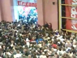 Горячие порнозвезды будут трахаться бесплатно со всеми их поклонниками