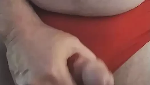 Dede fil gövdesi pantolon giyiyor ve büyük ölçüde boşalıyor
