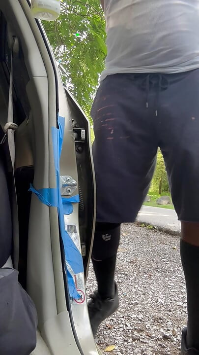 La det henge løst