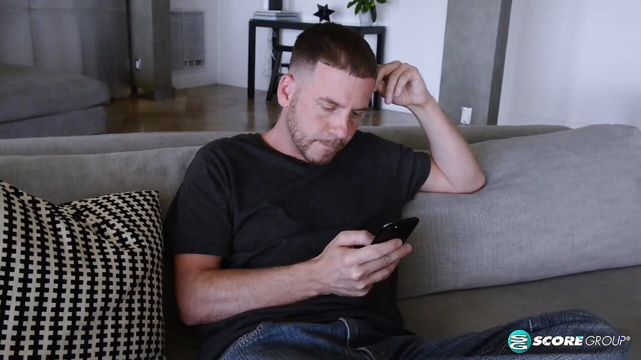 Danielle Derek: the Blonde Bombshell You’ve Been Waiting for