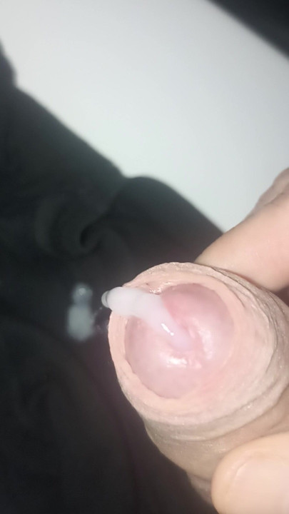 Cum cumming 2