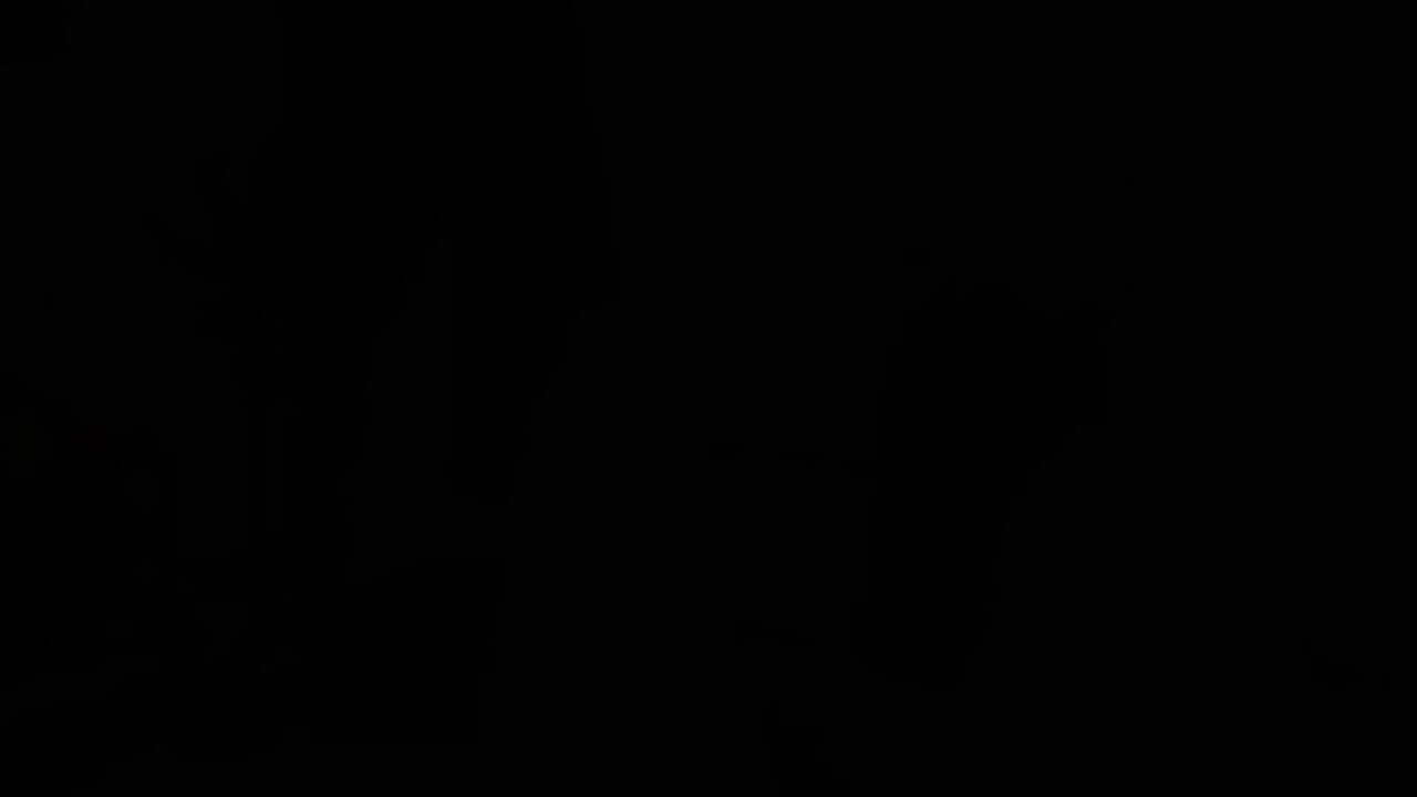 Nóng MILF (má mì quyến rũ) trong video solo khoe âm hộ của cô ấy