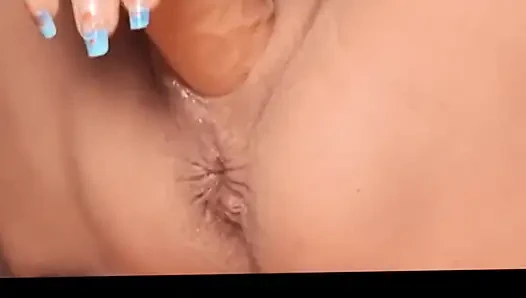 Küçük linda götünü dolduruyor
