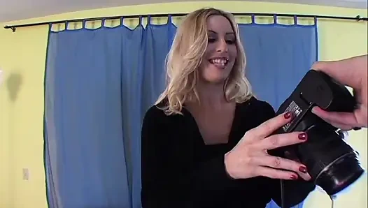 Девушка 90-х любит поедать сперму в ее чае