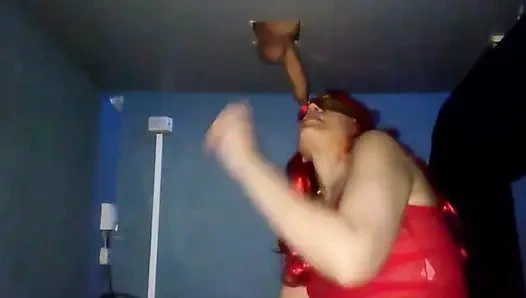 Meja peras susu, crot di mulut