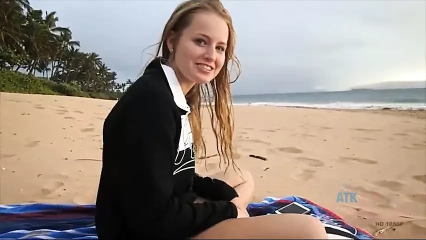 You cum on Scarlett Sage's cute little hand