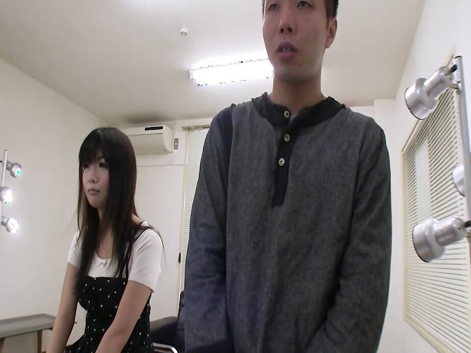 亚洲紧致阴户场景-4_Beautiful阴毛浓密的日本女孩最后被中出