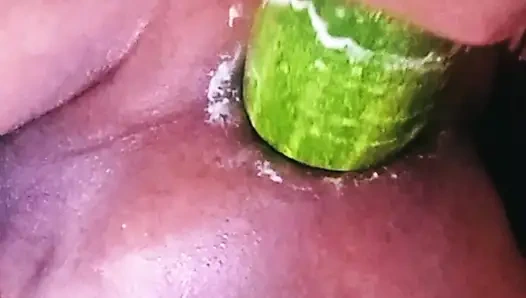 Deshi gay boy suck pussy her mom.