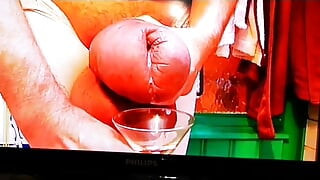 Wanking Out a Big Splash of Cum