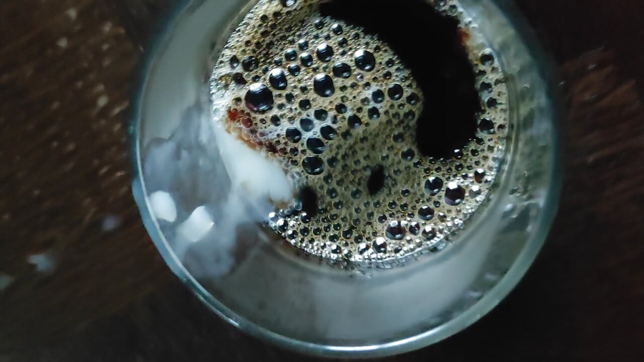 Café negro con crema