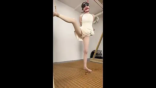 Тренировка мечты стоя на коленях + кульминация, часть 2