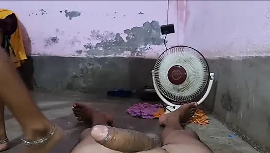 Bengalische geile ehefrau mit dicken möpsen