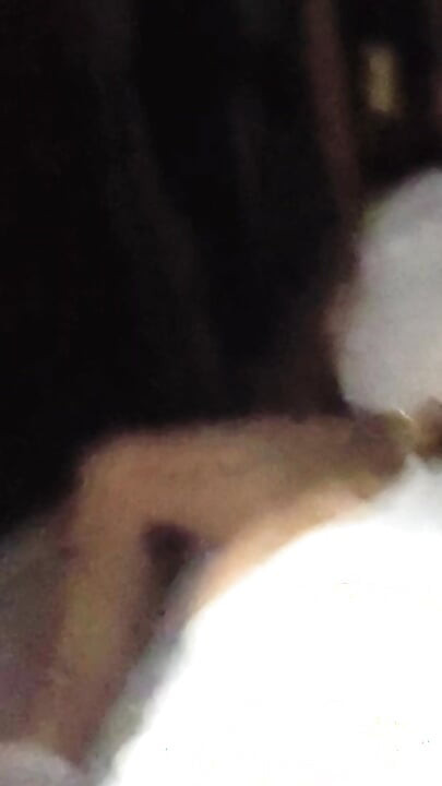 Hotwife kuk slampa "elsalicious" beroende av två