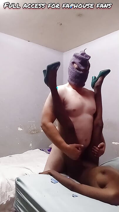 Chica Negra Caliente Follando En Tacones Altos En Perrito Y Misionero