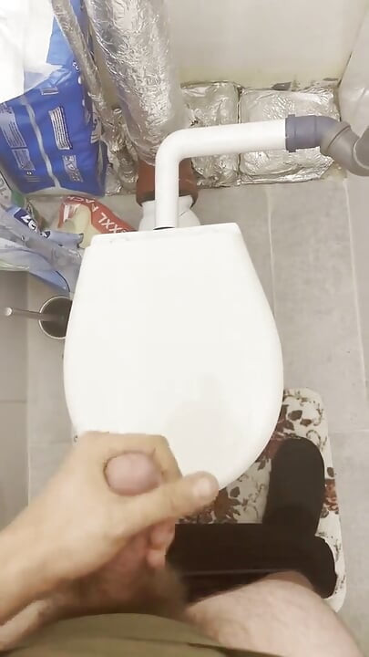 סולו מאונן עם שפיכה