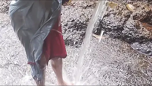 Ich ging auf den Berg, um zu schwimmen ...