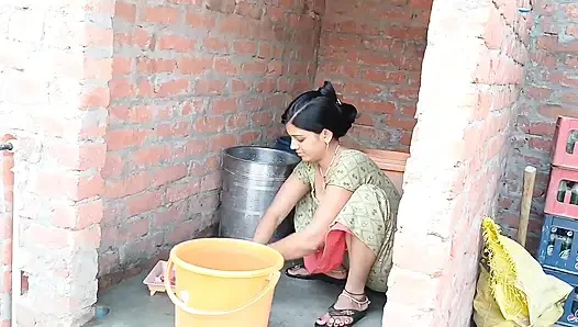 Punjabi Threesome Hardcore Round housewife hot Desi video Bengali audio