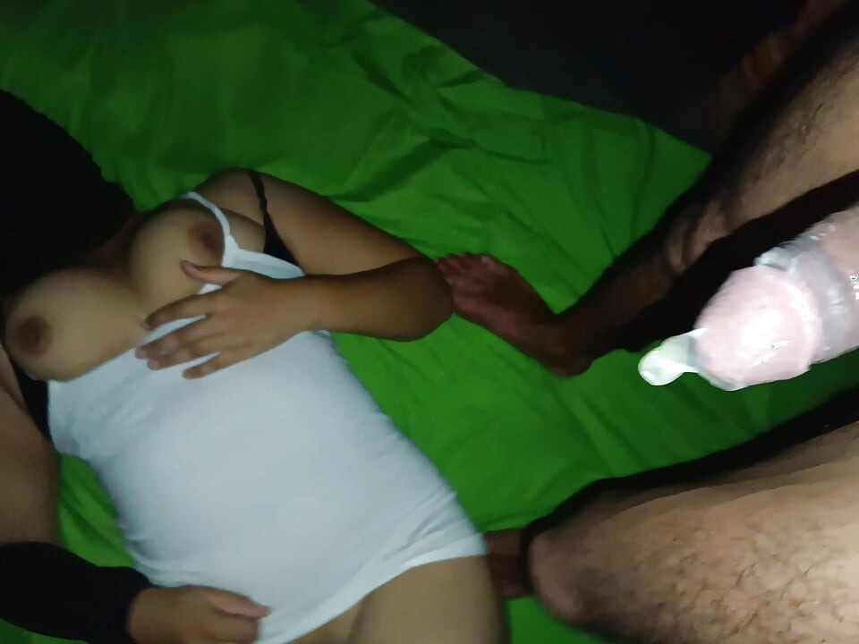 Obsessive romantic sex ends with cum in a kitchen table pussy and can't last long