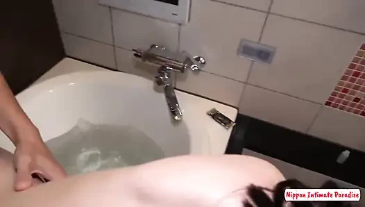 Çarpıcı net güzellik ortaya çıkıyor, eski idol sırları. Mükemmel vücut, arzu zevkle patlıyor! 2.