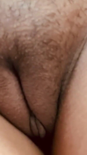لحظة مذهلة من "كس فتاة هندية"