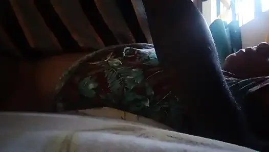 She Love to Use Sex Toy