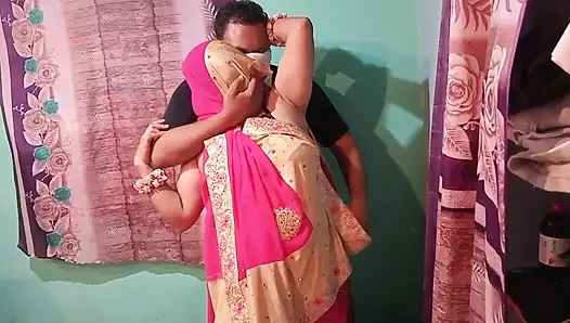 Sexy bhabhi on saree dance with fucked by me