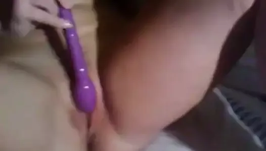 She makes her pussy squirt sorry no sound