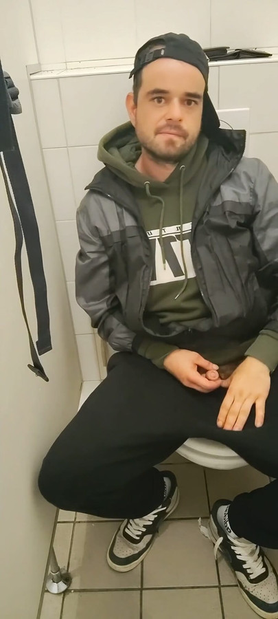 A Video From a Beautiful Day in the Toilet