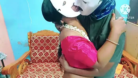 Student verführt und nimmt alles von seinem heißen lehrer - tamilisches erotik-video mit lautem stöhnen