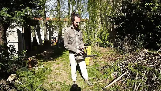 Looking for HARD TRUNKS to saw!(amateur sex in the woods)