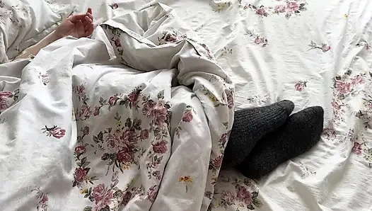 Stepbro Fucks His Sexy Stepsis in Long Socks – Morning Creampie POV